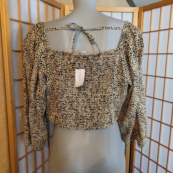 American Eagle, Crop top, NEW with tags, XXL. FINAL PRICE DROP 💧💧💧💧 - Picture 4 of 8